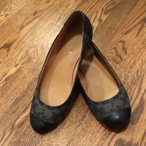 Coach flats